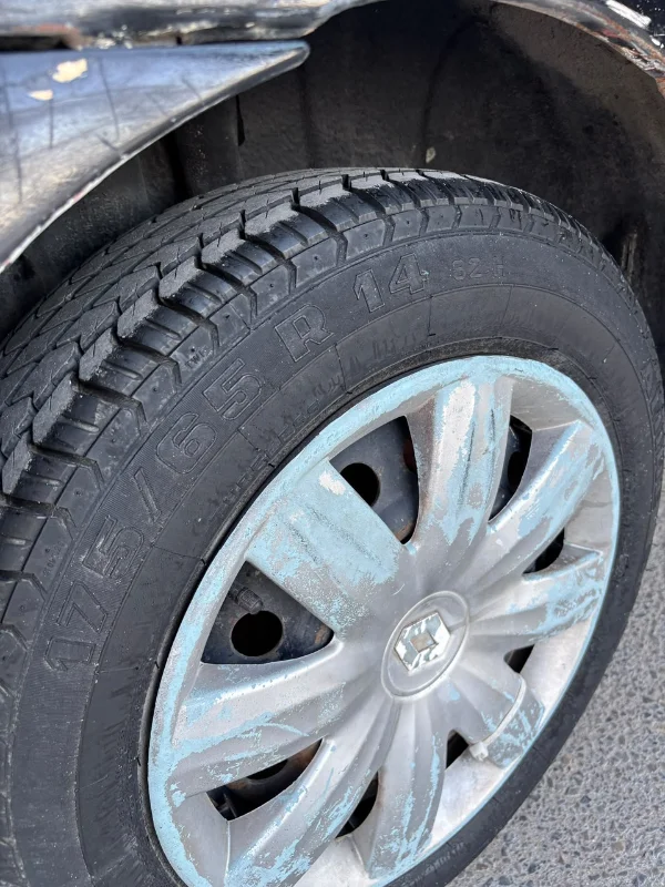 Renault Clio - Photo 4
