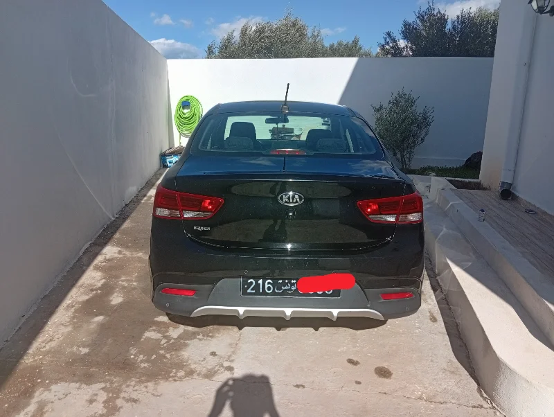 Kia RIO - Photo 6