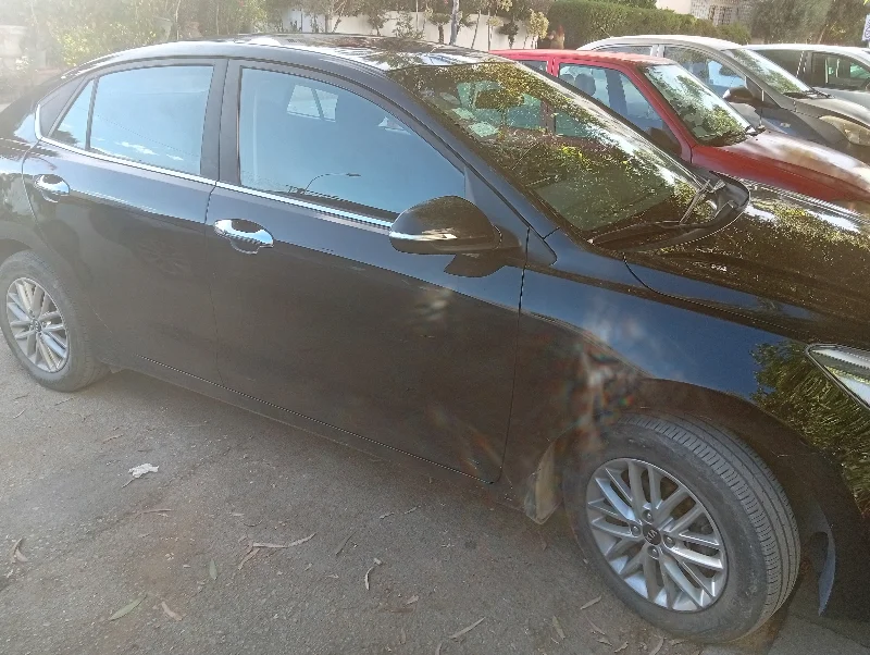 Kia RIO - Photo 3