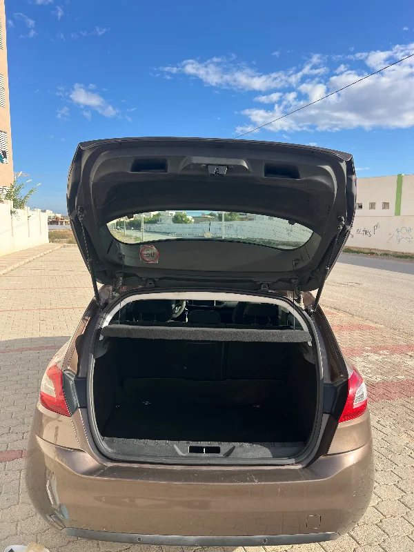 Peugeot 308 - Photo 7