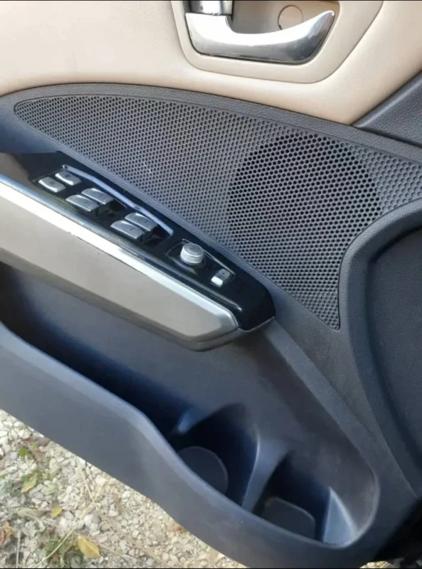 Ssangyong Tivoli - Photo 9