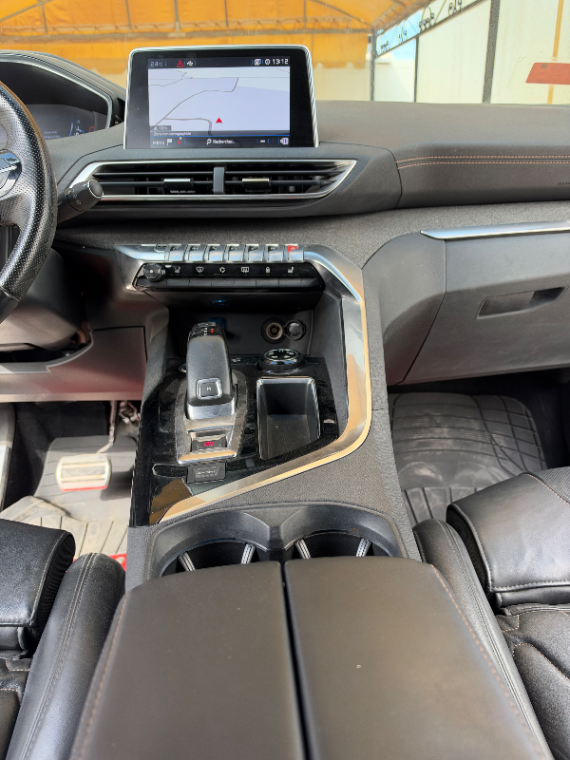 Peugeot 3008 - Photo 4