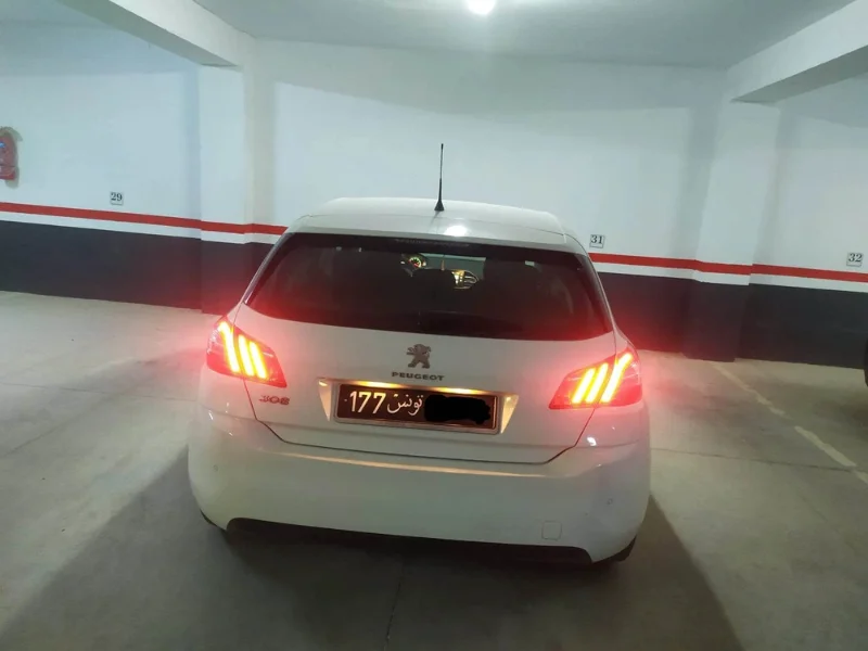 Peugeot 308 - Photo 5