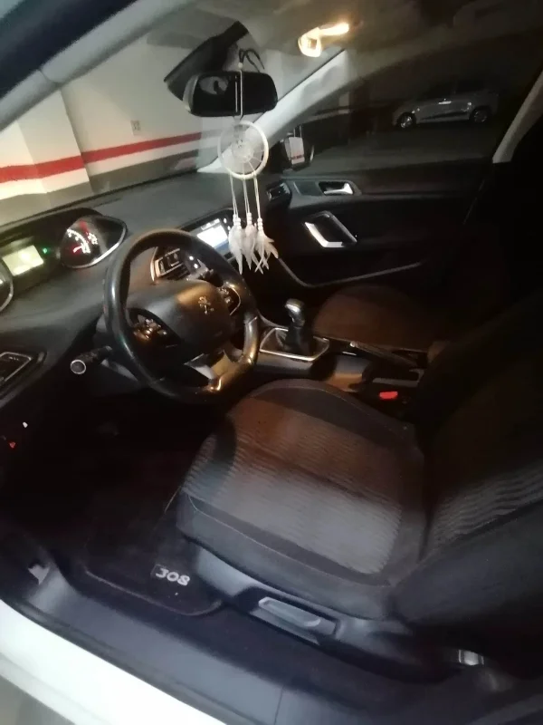 Peugeot 308 - Photo 4