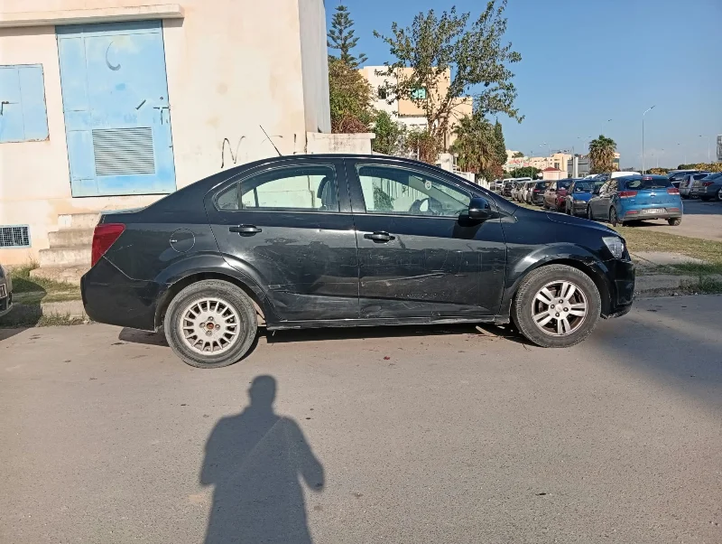 Chevrolet SONIC - Photo 4