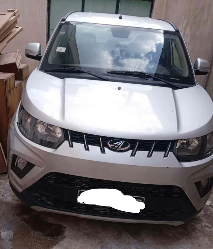 Mahindra Kuv 100 2022 Essence