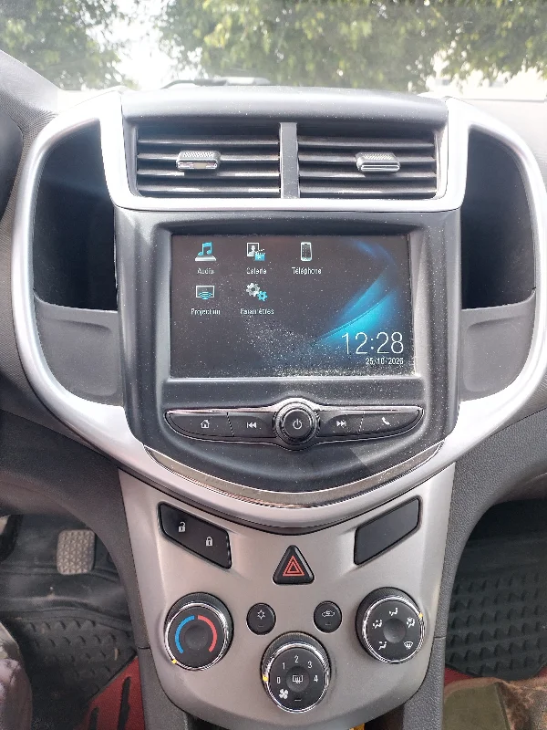 Chevrolet SONIC - Photo 5