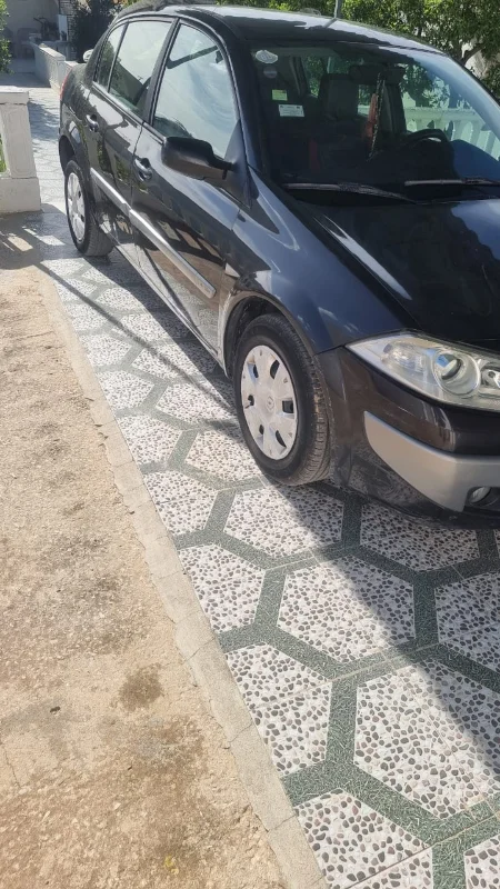 Renault Megane - Photo 2