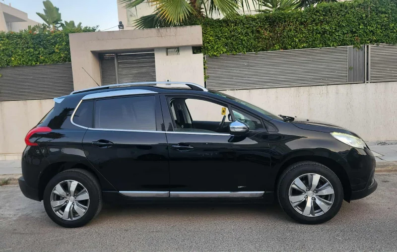 Peugeot 2008 - Photo 11