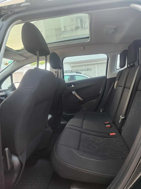 Peugeot 2008 - Photo 8