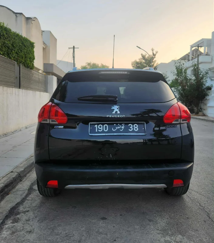 Peugeot 2008 - Photo 6