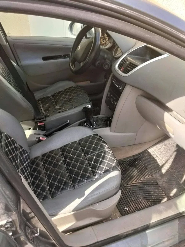 Peugeot 207 - Photo 7