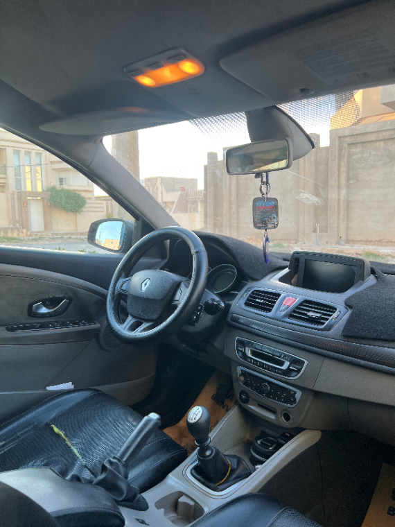 Renault Megane - Photo 2