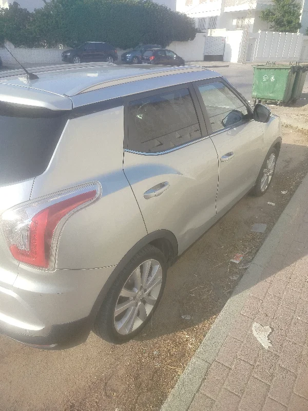 Ssangyong Tivoli - Photo 2