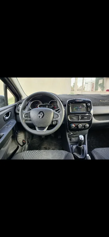 Renault Clio - Photo 5