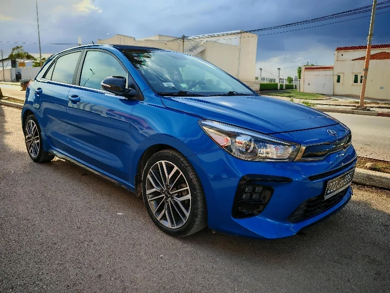 Kia RIO X-LINE - Photo 11
