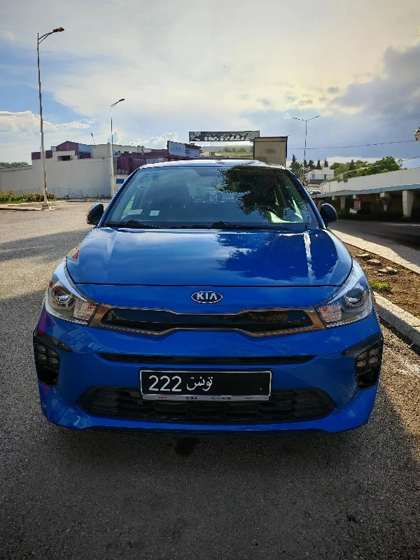 Kia RIO X-LINE - Photo 9