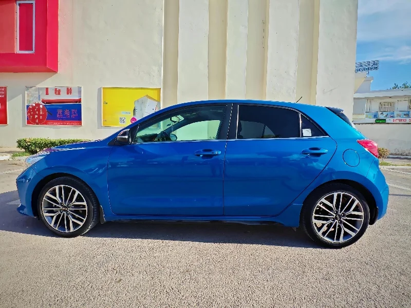 Kia RIO X-LINE - Photo 8