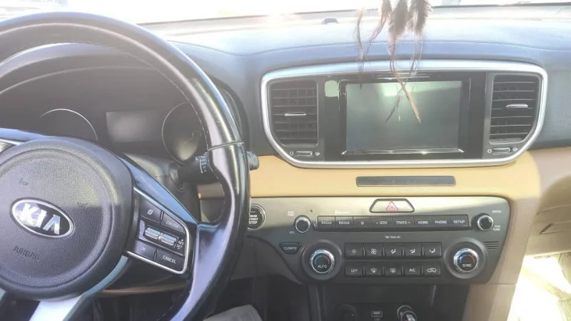 Kia SPORTAGE - Photo 6