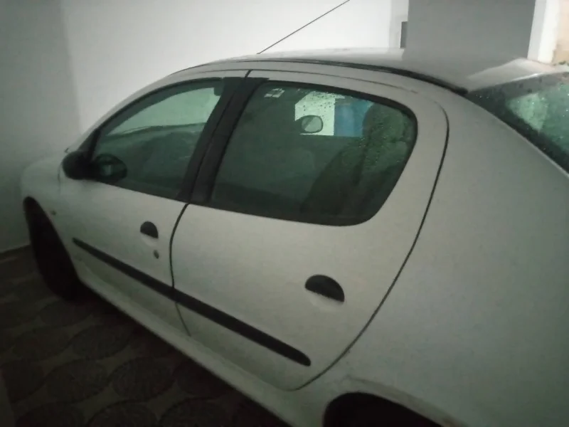 Peugeot 206 - Photo 3