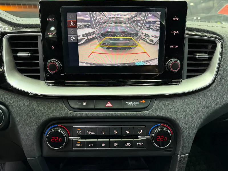 Kia XCEEED - Photo 6