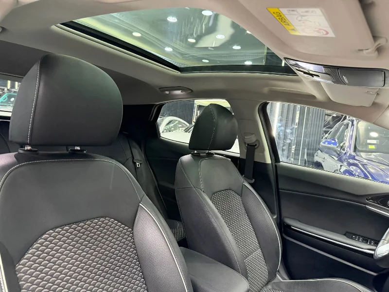 Kia XCEEED - Photo 4