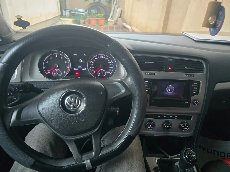 Volkswagen Golf - Photo 6