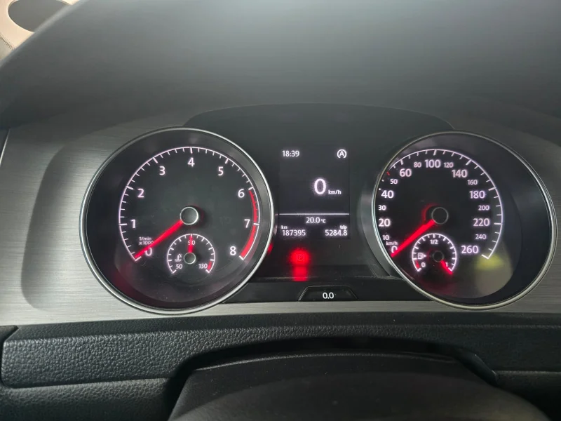 Volkswagen Golf - Photo 4