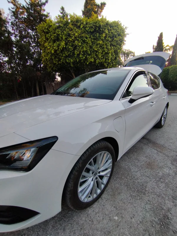 Seat Leon e-Hybrid - Photo 8