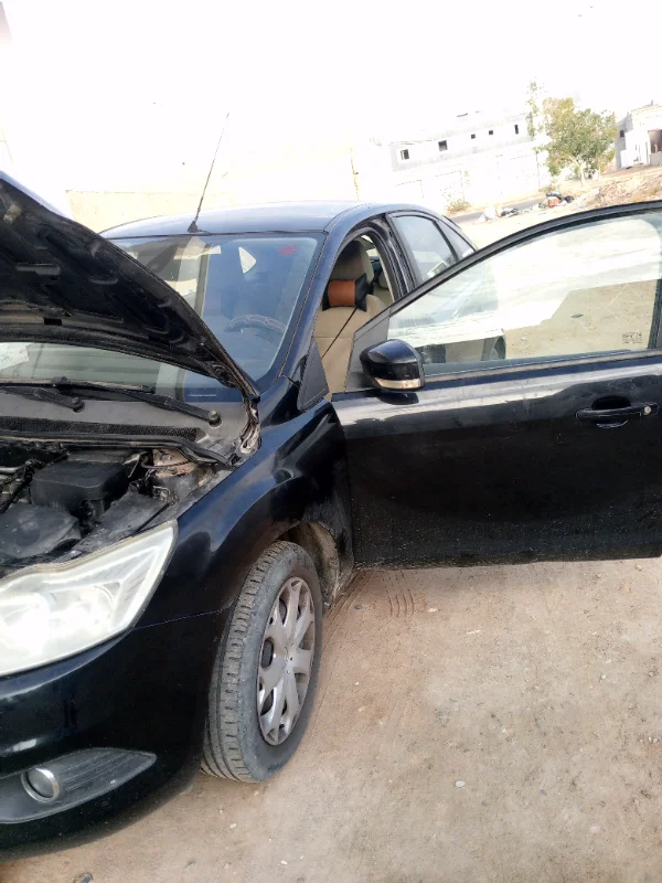 Ford FOCUS - Photo 2