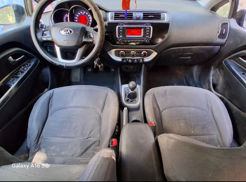 Kia RIO - Photo 4