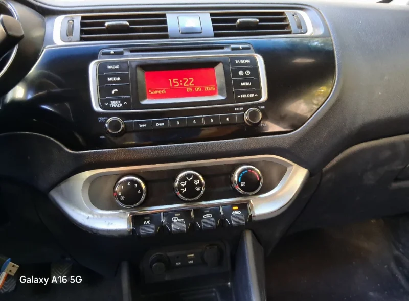 Kia RIO - Photo 3