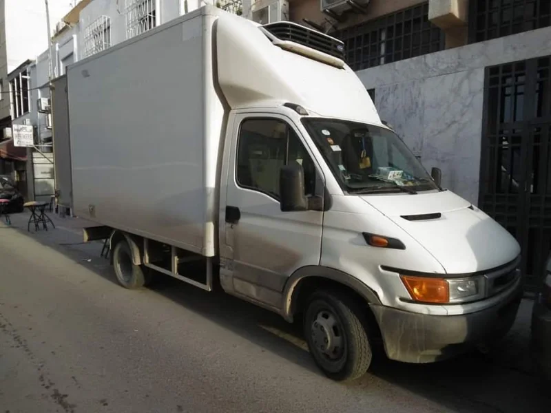 Iveco DAILY - Photo 11