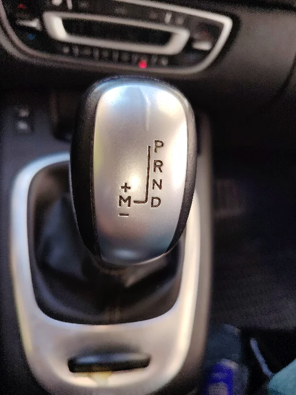Renault Scenic - Photo 8