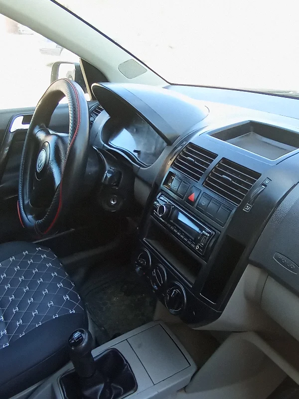 Volkswagen Polo - Photo 4