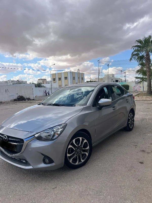 Mazda MAZDA2 - Photo 8