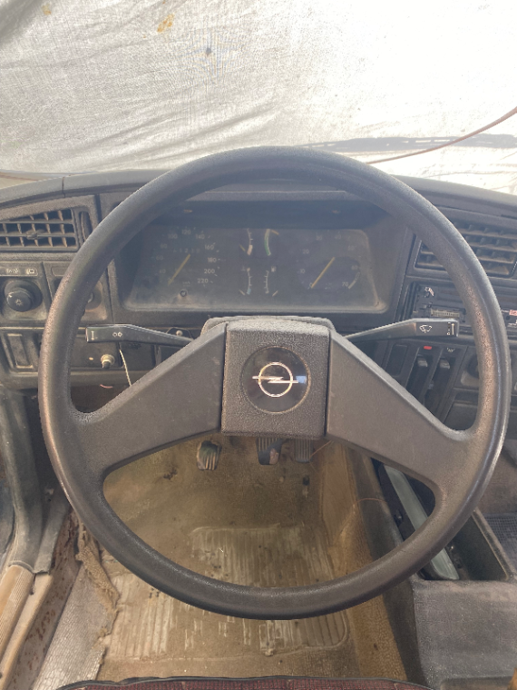 Opel Ascona - Photo 4