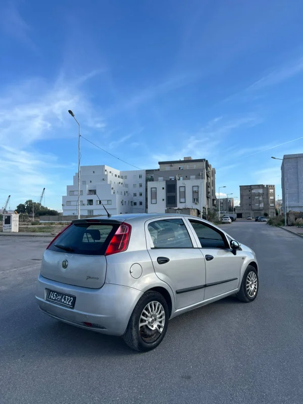 Fiat GRANDE PUNTO - Photo 7