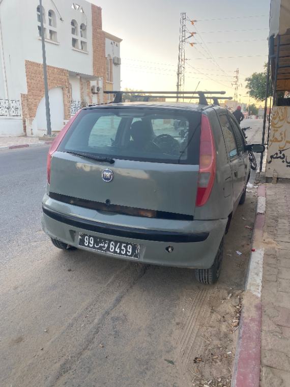 Fiat PUNTO - Photo 6