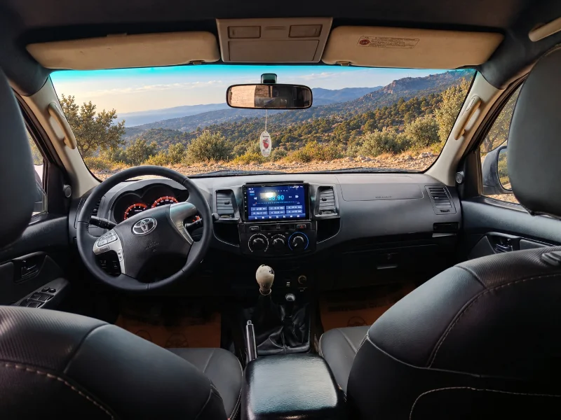 Toyota Hilux - Photo 4