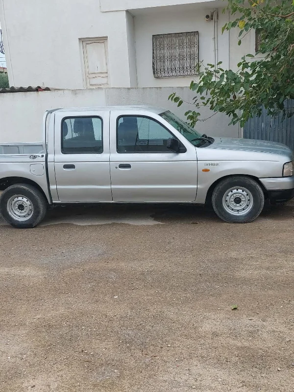 Ford RANGER - Photo 4