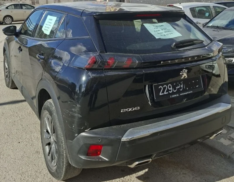 Peugeot 2008 - Photo 4