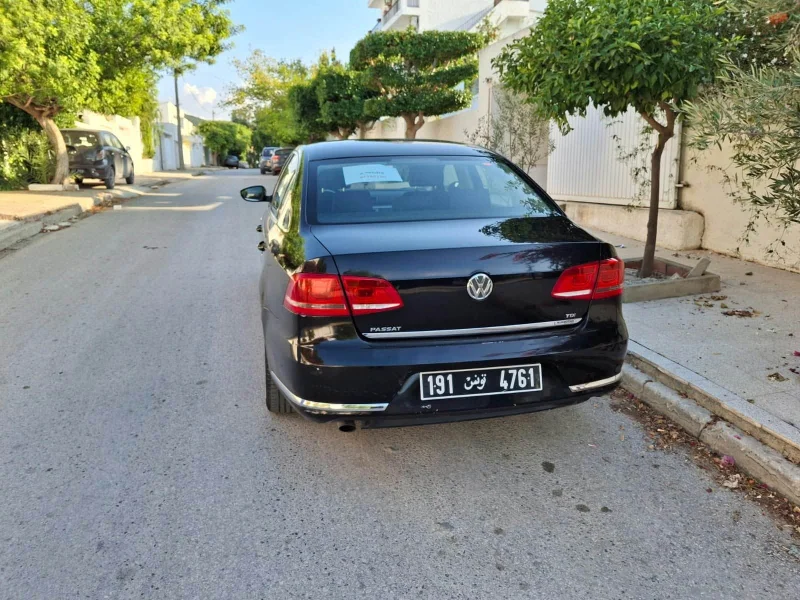 Volkswagen Passat - Photo 2
