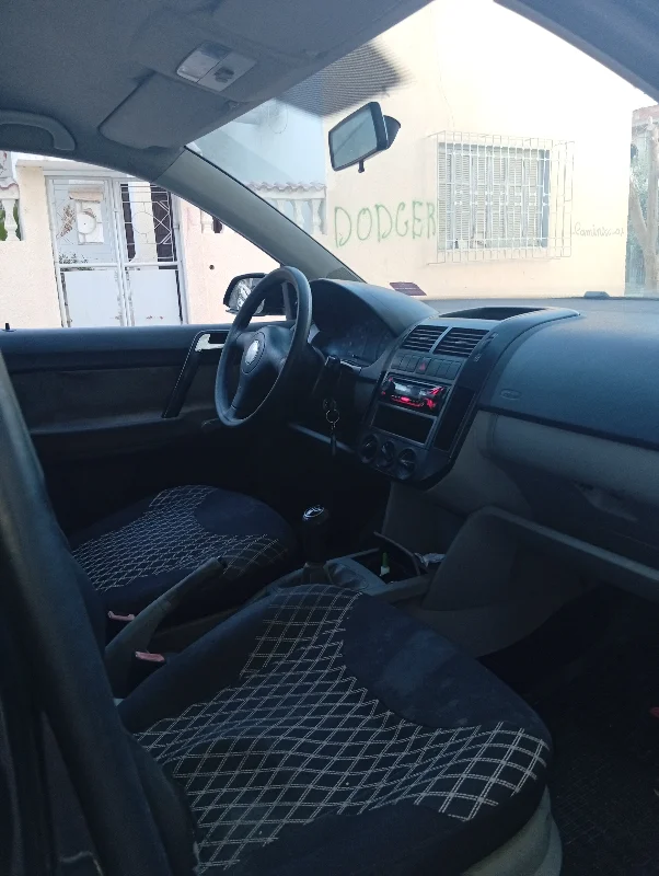 Volkswagen Polo - Photo 4
