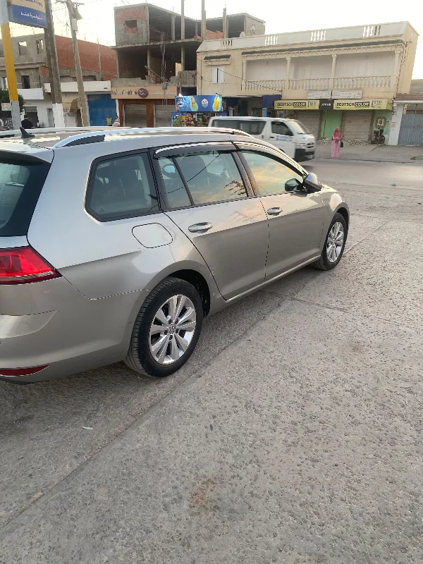 Volkswagen Golf - Photo 8