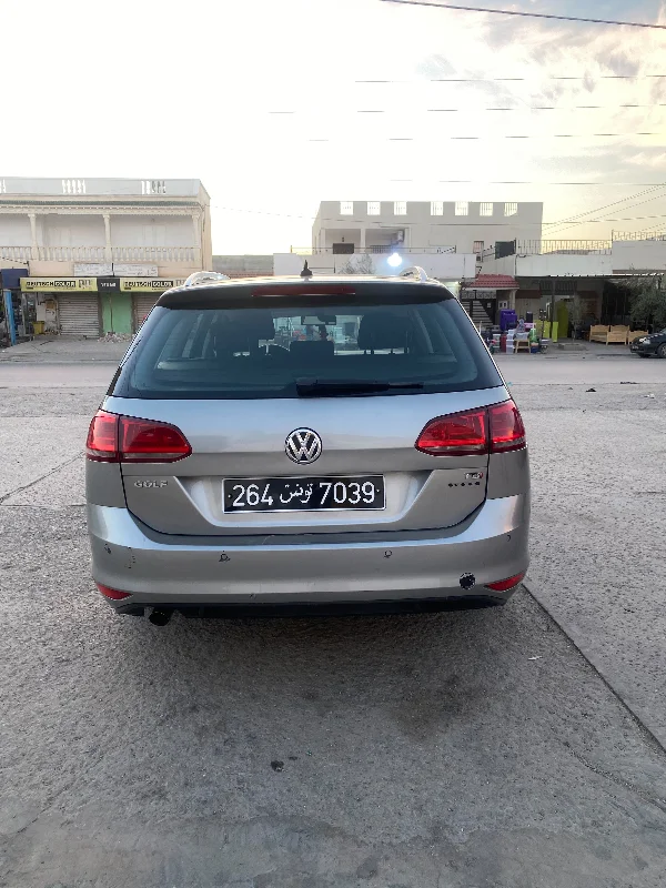 Volkswagen Golf - Photo 7