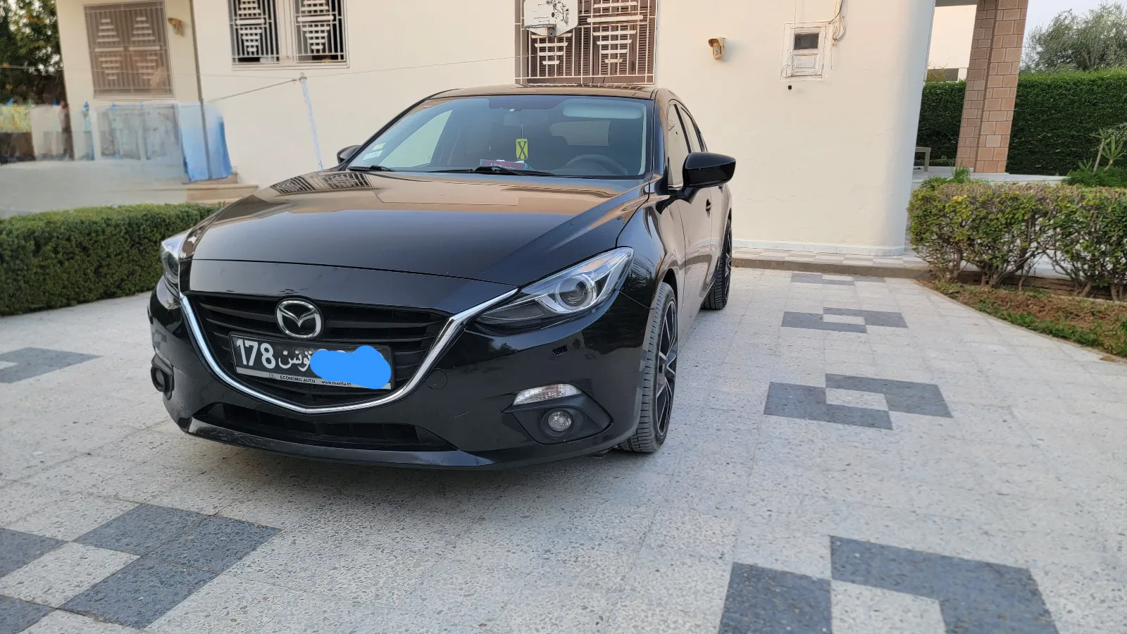 Mazda MAZDA3 2015