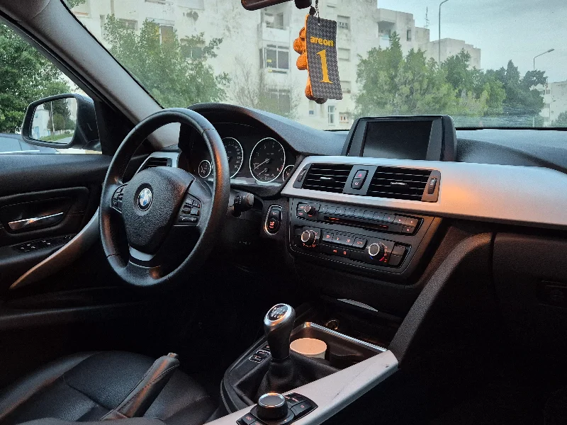 Bmw 320 - Photo 2