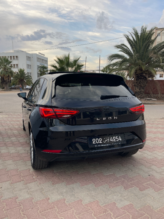 Seat Leon - Photo 8