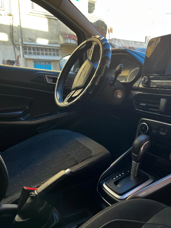 Ford ECOSPORT - Photo 4